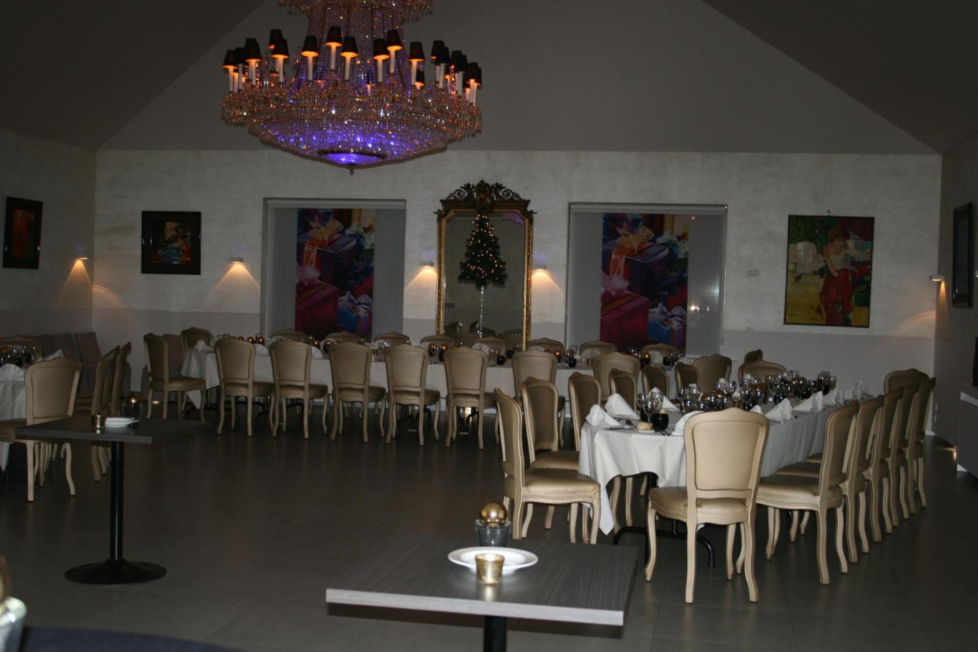 Hotel Shamrock Тілт Екстер'єр фото