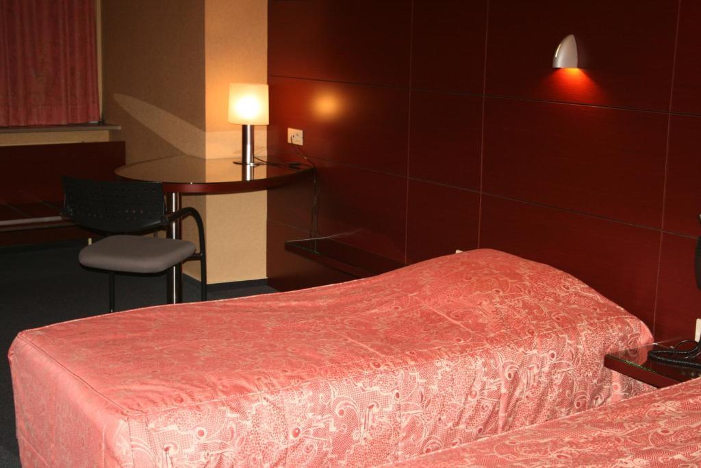 Hotel Shamrock Тілт Номер фото